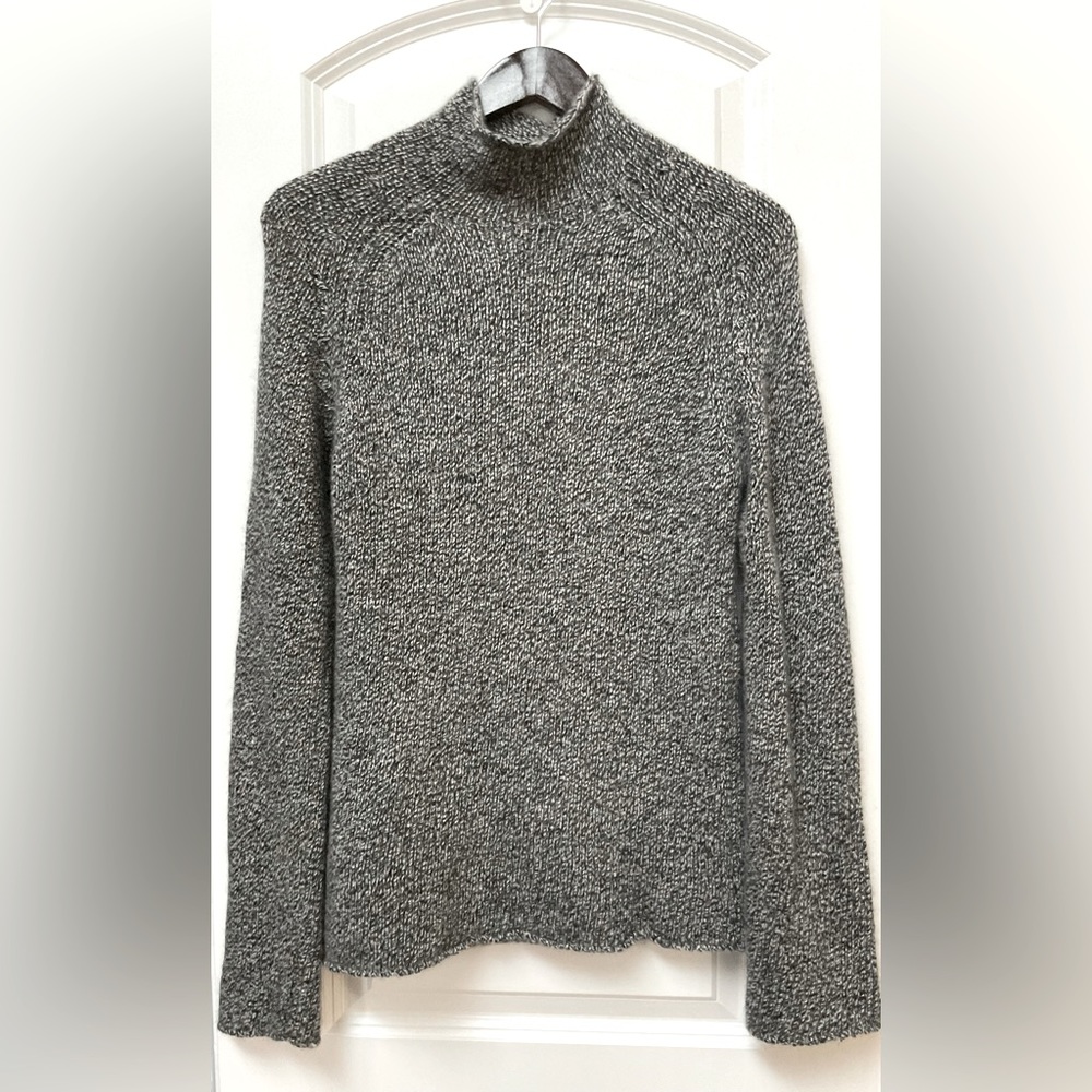 Brooks Brothers Women’s Cashmere Sweater